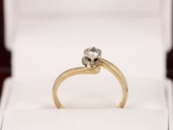 SOLITAIRE ENGAGEMENT DIAMOND RING 9CT GOLD BEAUTIFUL LADIES SIZE K 1/2 L84