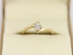 DIAMOND SOLITAIRE RING 9CT GOLD LADIES SIZE M 375 2.4G CD41