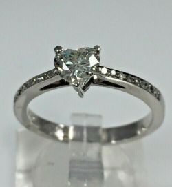 HEART SHAPE 0.66CT DIAMOND ENGAGEMENT RING/WHITE GOLD