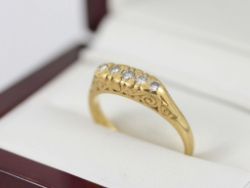 EXCEPTIONAL DIAMOND FIVE STONE RING 18CT GOLD LADIES SIZE O 750 U31