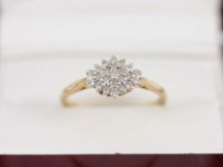 DIAMOND CLUSTER RING 9CT GOLD LADIES SIZE P 1/2 375 AC43