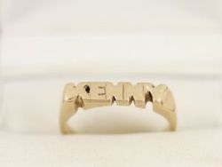 KENNY NAME RING 9CT GOLD GENTS VINTAGE SIZE S 375 4.6G BS60