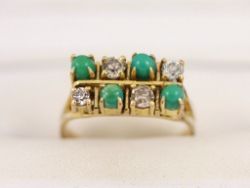 DIAMOND AND GREEN AGATE RING 18CT GOLD LADIES SIZE Q 750 4.7G BN24