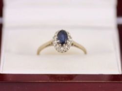 DIAMOND SAPPHIRE HALO RING 9CT GOLD LADIES SIZE N 375 2.2G BJ86