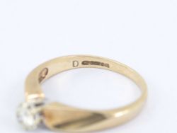 DIAMOND SOLITAIRE RING 9CT GOLD LADIES SIZE O Z49