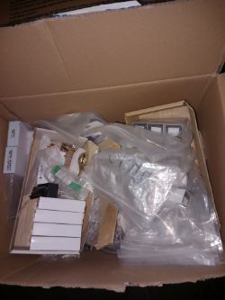 MIXED GOODS APROX 350