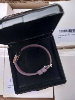 WATCHES IN CASE APROX 65