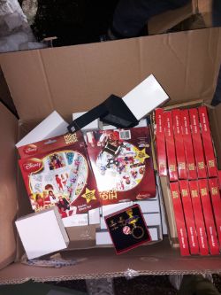 MIXED ITEMS APROX 300 ITEMS