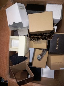 MIXED BOX3S AND WATCHES APROX 80