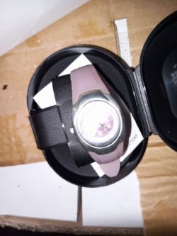 ASSORTED CARVEL WATCHES APROX 220