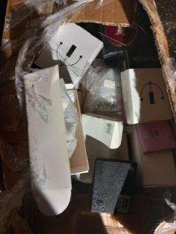 MIXED ITEMS APROX 400