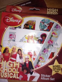 HIGH SCHOOL MUSICAL STICKED ALBUM APROX20