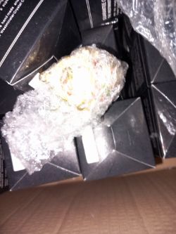 THE CRYSTAL COLLECTION GOLDEN EGGS APROX 50