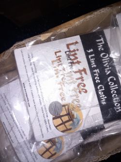 CLOTHES THE OLIVIA COLLECTION APROX 300