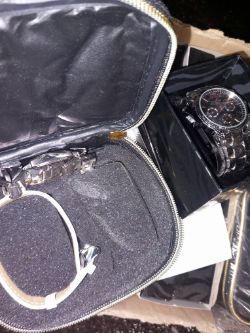 ASSORTED WATCHES APROX 50