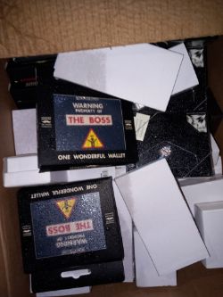 MIXED ITEMS APROX 500