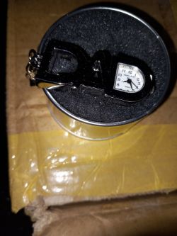 DAD CLOCK KEY RING APROX 35