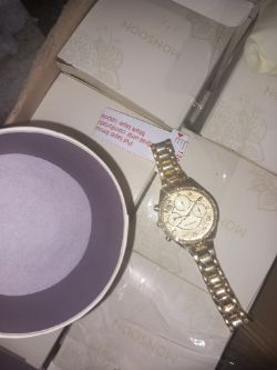 MONSOON WATCHES WITH CASE APROX 50
