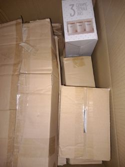 MYSTERY BOXES APROX 7