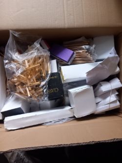 APROX 450 MIXED ITEMS