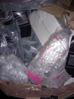 MIXED ITEMS APROX 200