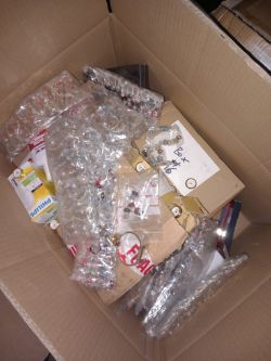 APROX 650 ITEMS MIXED GOODS