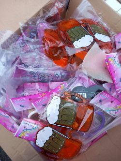 MIXED BOX APROX 500 PIECES