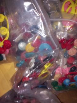 MIXED KEYRING APROX 300