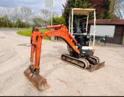 KUBOTA KX16-3 TRACKED EXCAVATOR C/W RUBBER TRACKS