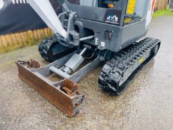 BOBCAT E20Z EXCAVATOR 2020 1090 HOURS QH & 3 BUCKETS EXPANDING TRACKS