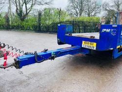 JPM TRI-AXLE DRAG TRAILER * YEAR 2012 * C/W HYDRAULIC FLIP TOE RAMPS