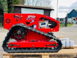 BRAND NEW UNUSED RAPTOR VT900 REMOTE CONTROL LAWN MOWER * YEAR 2022 *