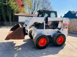 BOBCAT 863 4WD SKIDSTEER C/W FULLY GLAZED CABIN & FRONT DOOR