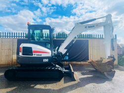 BOBCAT E50 EXCAVATOR 2018 2519 HOURS HYDRAULIC HITCH 3 BUCKETS RADIO