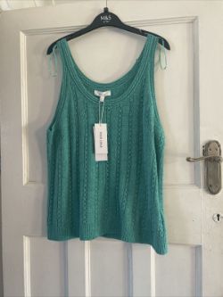 M&S PER UNA KNIT VEST SIZE 18