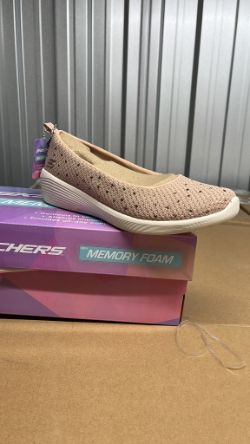 PALLET OF SKETCHERS FOOTWEAR - 100 PAIRS