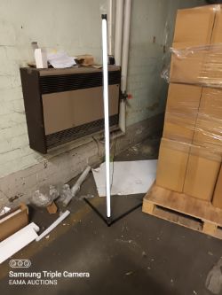 BOX 45 - 1 BRAND NEW LED CORNER STRIP LAMP WITH REMOTE