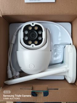 BOX 239 CONTAINING 1 WIFI SMART CAMERA