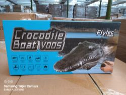 BOX 136 CONTAINING 1 REMOTE CONTROL CROCODILE HEAD