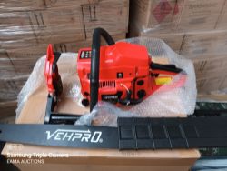 BOX 86 CONTAINING 1 VEHPRO BRAND NEW CHAIN SAW NO LEAFLET