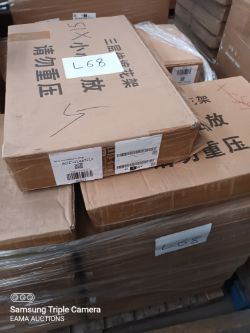 L68 - 1 PALLET CONTAINING APPROX 15 HOME AND GARDEN WOODEN PLANT POT SHELVES AND ALSO 29 METAL