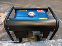 BOX 69 CONTAINING 1 BRAND NEW GASOLINE GENERATOR