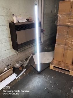 BOX 37 - 1 LED CORNER BRAND NEW STRIP LAMP WITH REMOTE