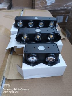 BOX 147 CONTAINING 52 BRAND NEW WALL POSSIBLY SECURITY LIGHTS