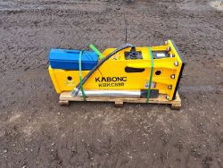 MINI DIGGER BREAKER PECKER SUIT 3 TO 6 TONNE MACHINE