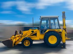 JCB 3CX SITEMASTER 1987 12036 HOURS 4 IN 1 BUCKET 1 REAR BUCKET