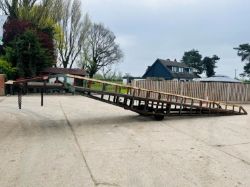 LOADING RAMP FOR FORKLIFT TRUCKS C/W HYDRAULIC HEIGHT ADJUST