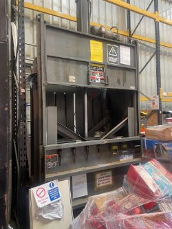 SELCO MILL SIZED WASTE BALER 3 PHASE