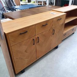 PANDORA OAK 3 DOOR SIDEBOARD RRP £790