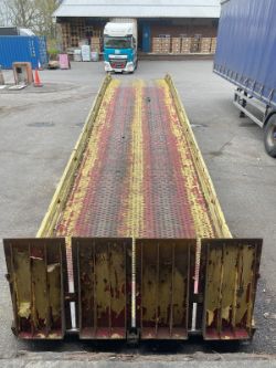 1 X THOR WORLD 2008 TYPE 6 10000KG LOADING RAMP, IN FULL WORKING ORDER
